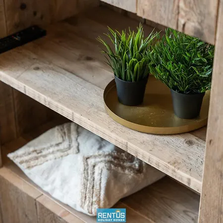 Casa Diva - Renovated House For 12 In Vakantiehuis *