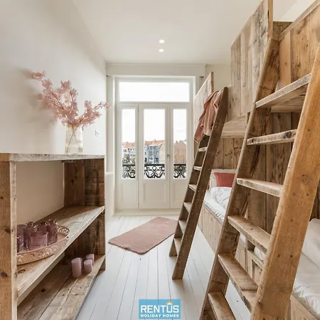 Casa Diva - Renovated House For 12 In * Blankenberge