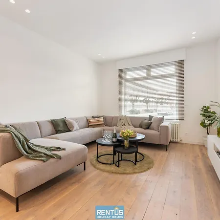 Vakantiehuis Casa Diva - Renovated House For 12 In Blankenberge