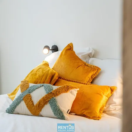 Vakantiehuis Casa Diva - Renovated House For 12 In Blankenberge