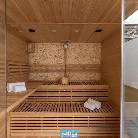 Casa Diva - Renovated House For 12 In Vakantiehuis *