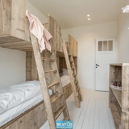 Vakantiehuis Casa Diva - Renovated House For 12 In