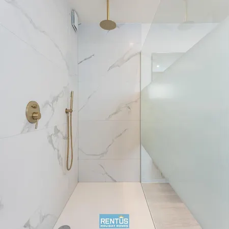 Casa Diva - Renovated House For 12 In Vakantiehuis Blankenberge