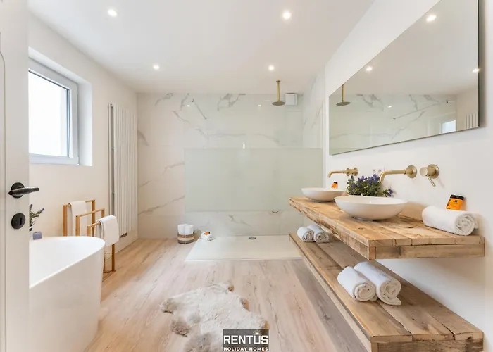 Casa Diva - Renovated House For 12 In Blankenberge