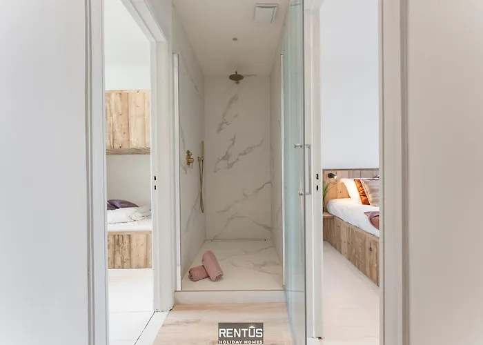 Сasa de vacaciones Casa Diva - Renovated House For 12 In Blankenberge